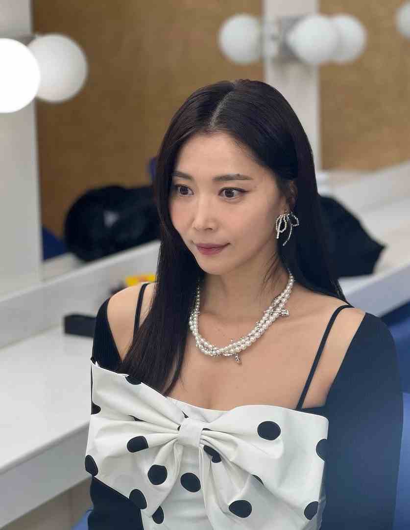 송윤아_sally ribbon pearl earring (GOLD)
